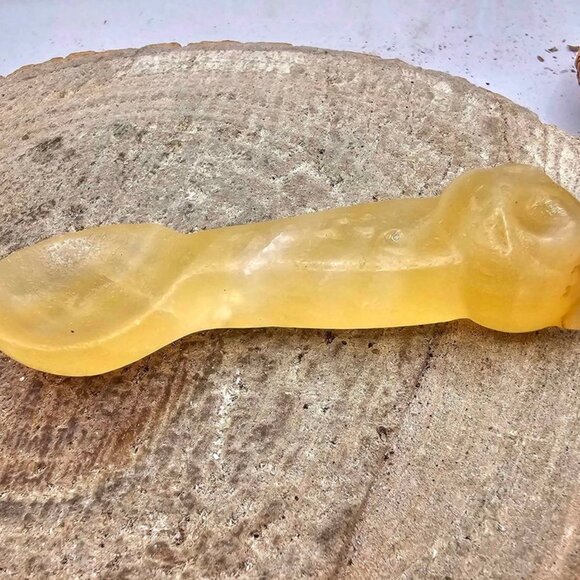 Nature Yellow Quartz Hand Carved Panda 3.2" Spoon. - Picture 2 of 10